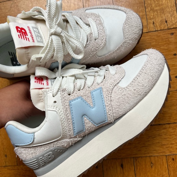 New Balance WL574+ - Picture 4 of 5